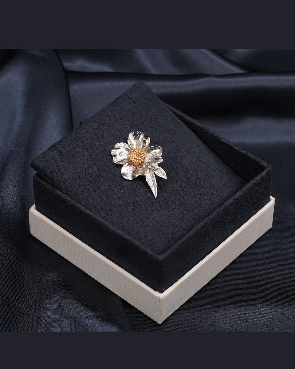 Hlwar Kan Kaw Pendant <br> (White) - Image 5