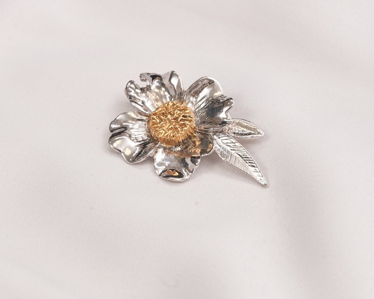 Hlwar Kan Kaw Pendant <br> (White)